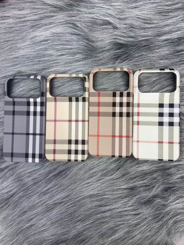 Burberry iphone 17Pro max 092826
